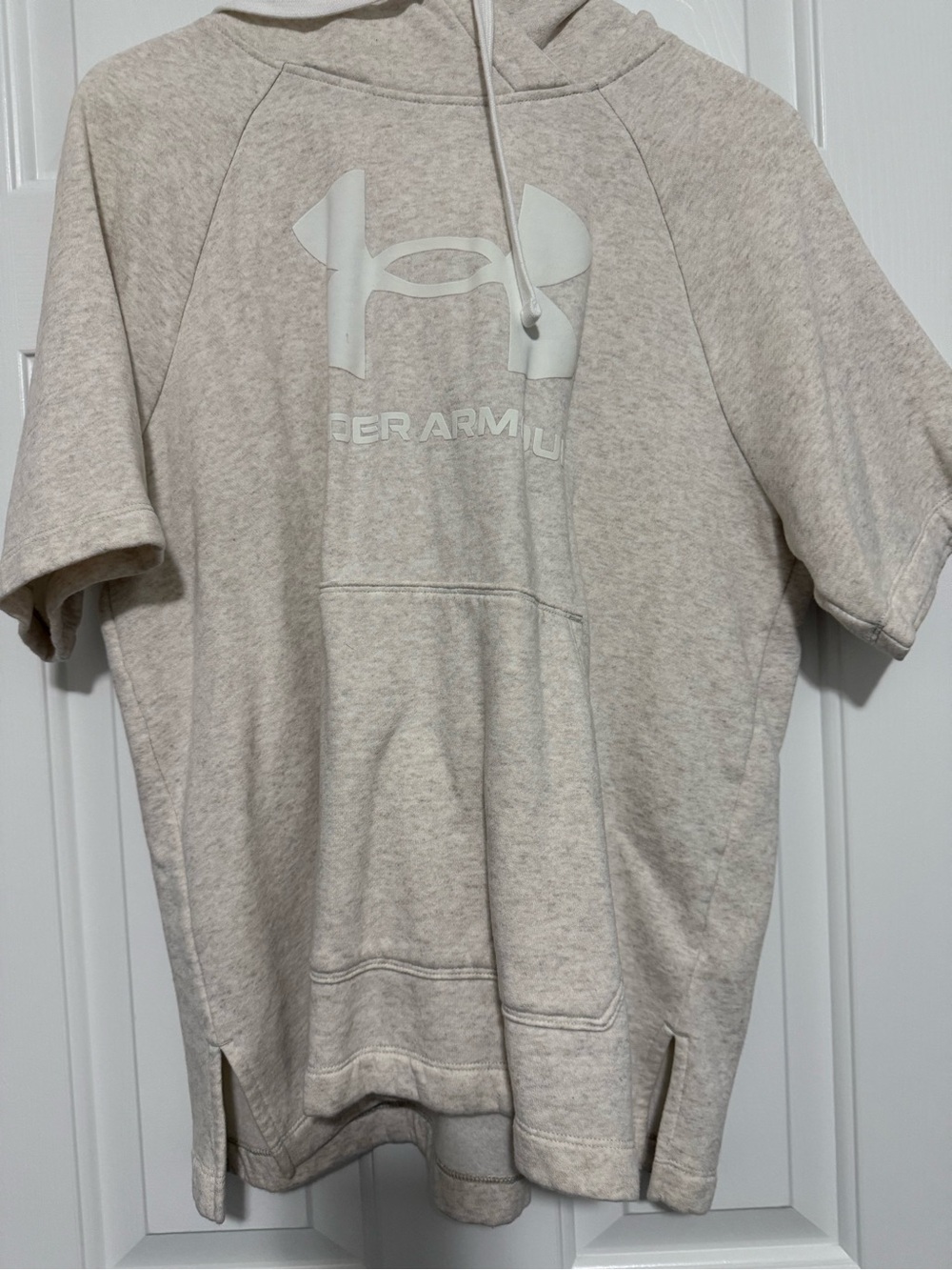 Under Armour women’s Short-Sleeve Hoodie in Heathered Beige